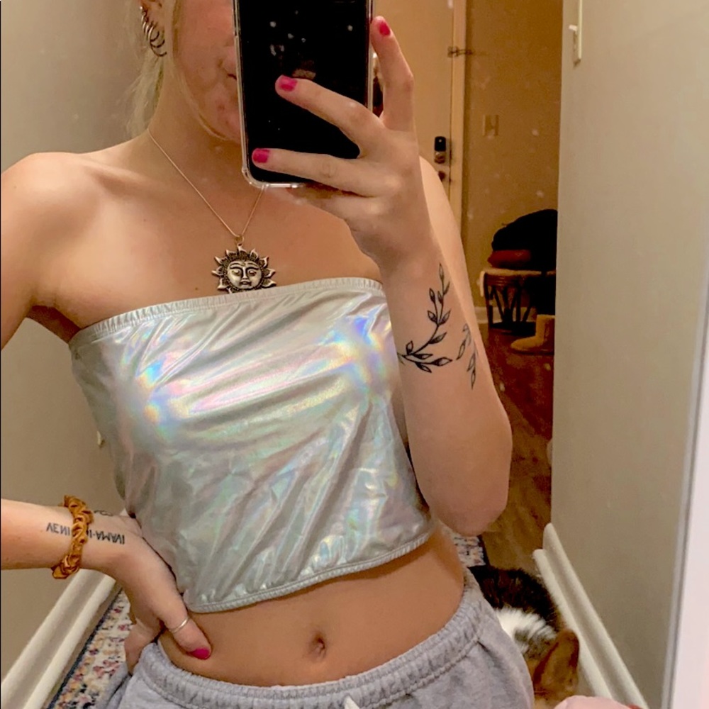 HOLO CROP TOP